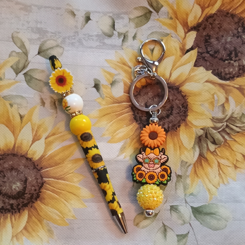 Sunflower Pen and Keychain Set